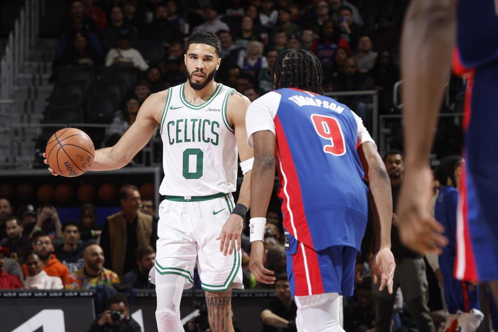 住了篮板 住了篮板