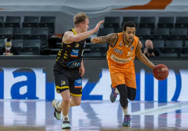 吸引了无数 吸引了无数