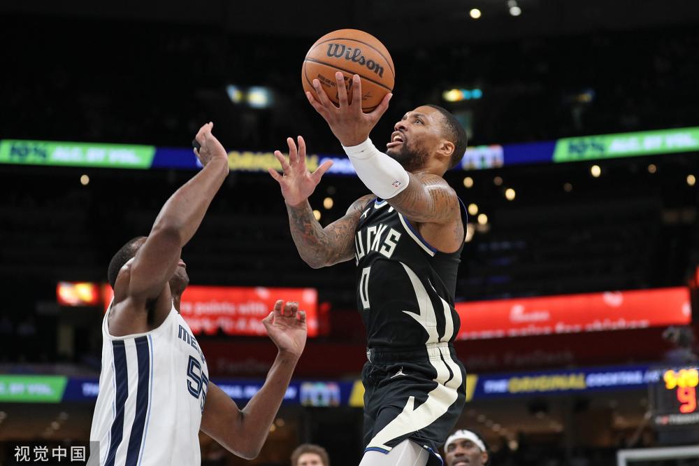 通过边路突 通过边路突